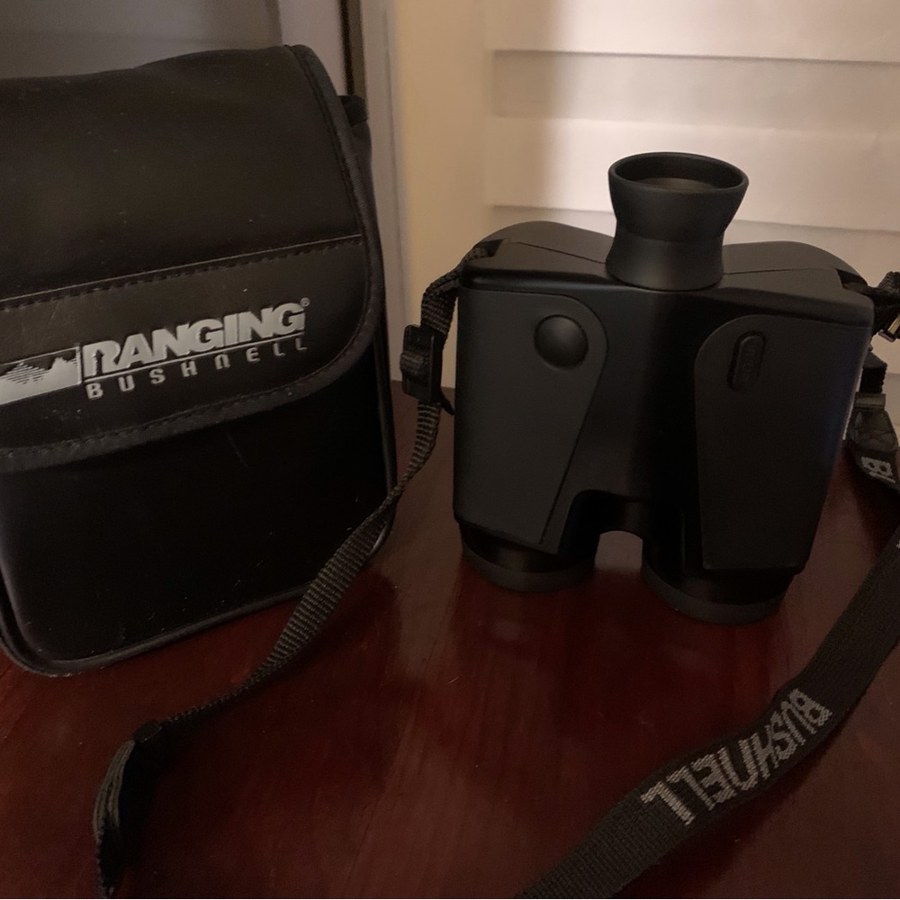RANGING BUSHNELL BINOCULARS